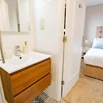 Luxury With Parking Апартаменты