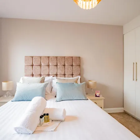 Luxury With Parking Lejlighed