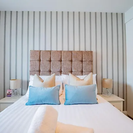 Apartment Luxury With Parking *
