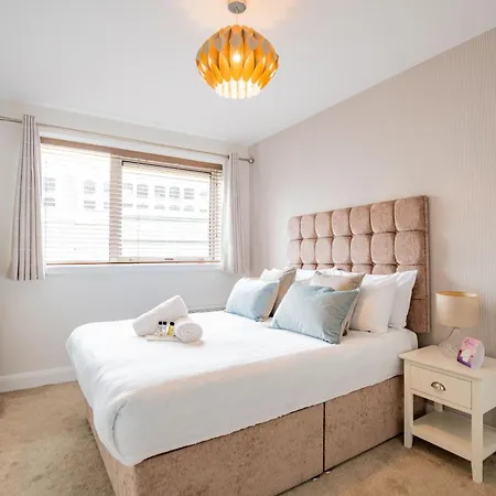 Luxury With Parking Apartment Galway
