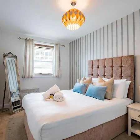 Luxury With Parking *